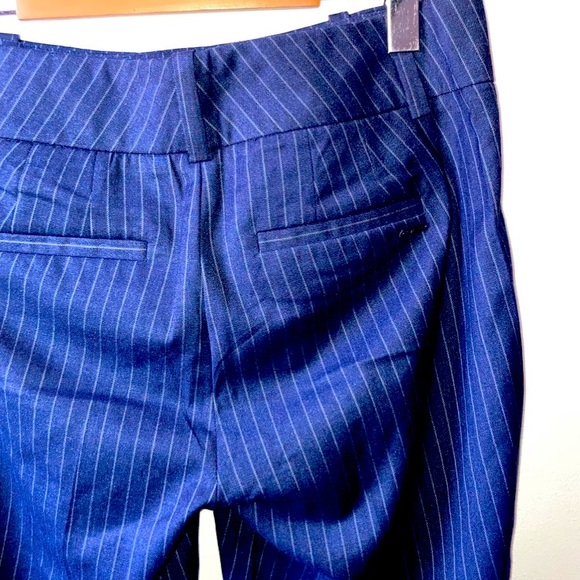 Pantalon propre bleu rayé - Picture 2 of 3
